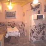 Apartment Liana Vendeghaz *
