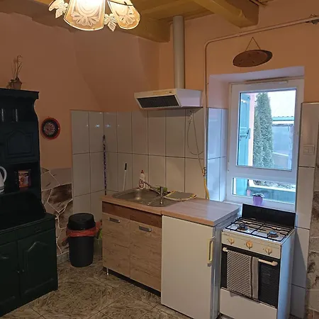 Liana Vendeghaz Apartment